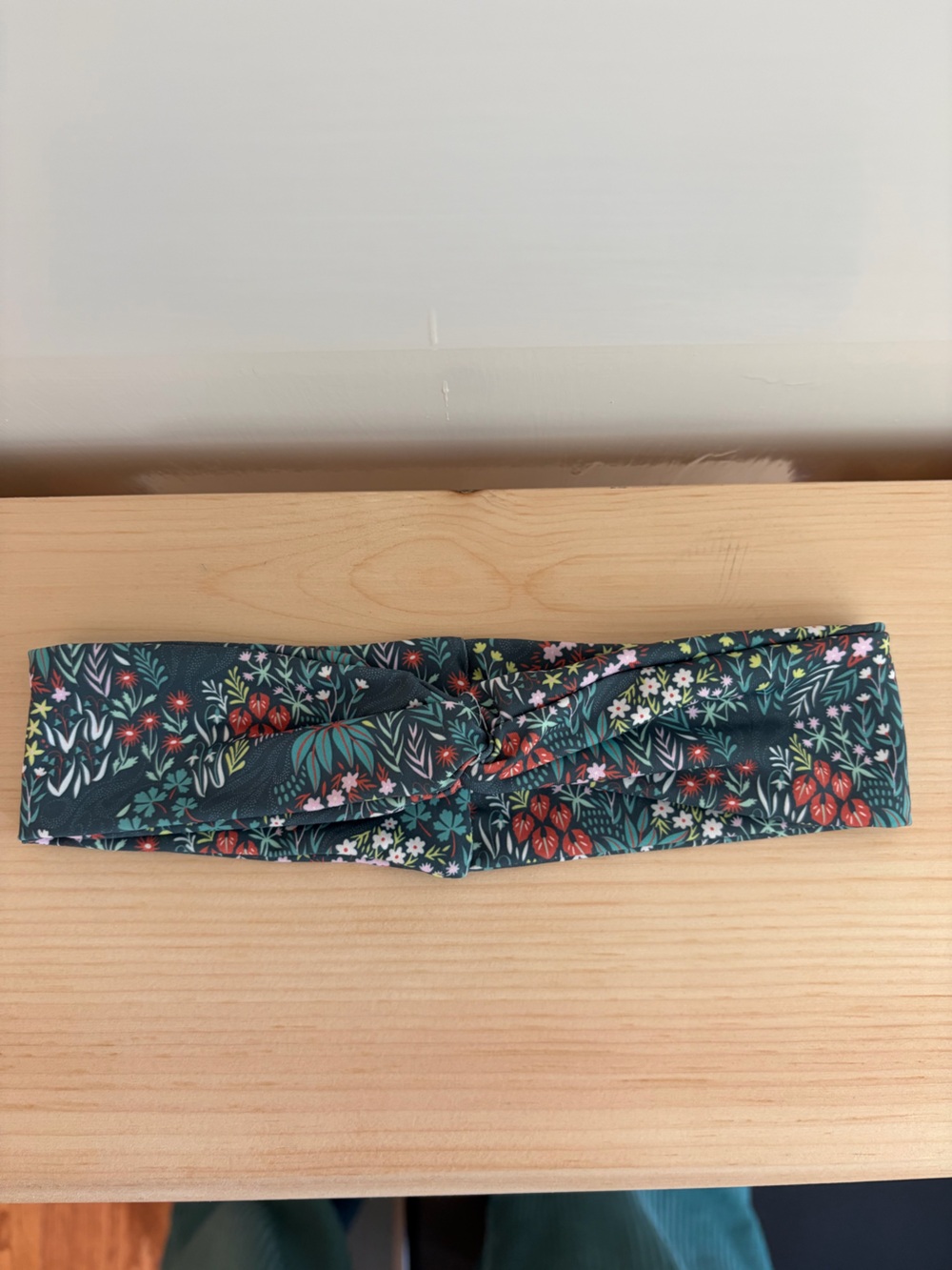 Skida Women’s Soft Twist Headband Teal Floral (OS)